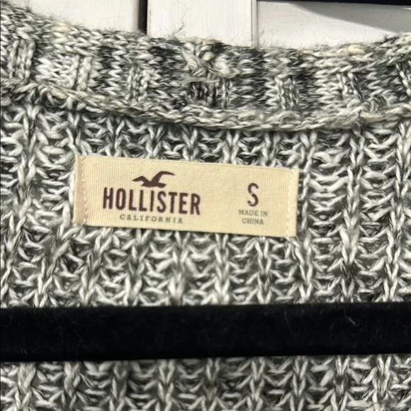 Cardigan - Picture 2 of 6